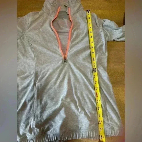 Lululemon Forthright gray 1/2 zip pullover - Picture 6 of 9